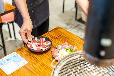 ■焼肉ホルモンおはこの働く魅力